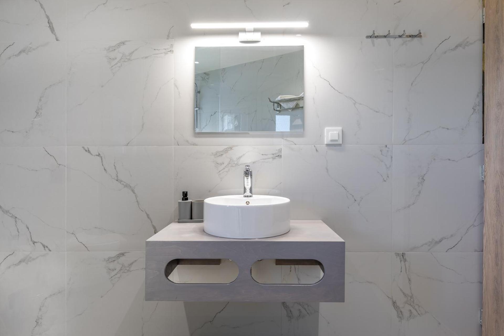Anele Luxury - Roof Jacuzzi Apartment *