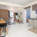 Anele Luxury Suites - Roof Top Jacuzzi